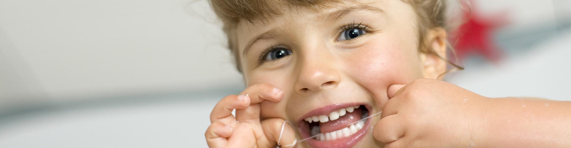 Gyermekkorban elhanyagolható a fogselyem használata?