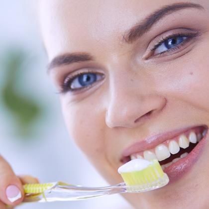 Hogyan mossunk fogat? A fogmosás helyes technikája