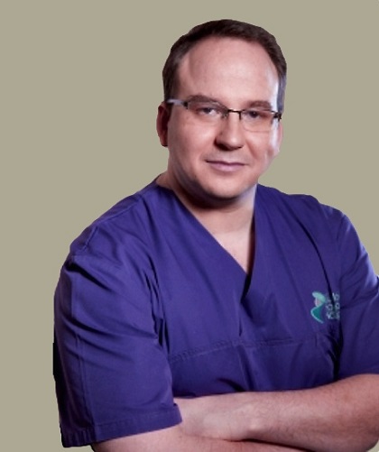 Dr. Sass Tamás - Dr.med., Dr.med.dent., Oral Maxilofacial Surgeon