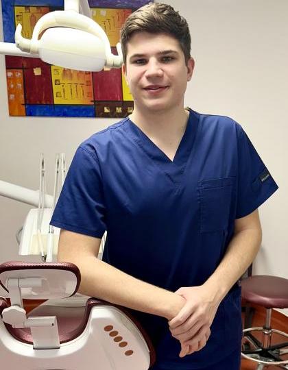 Dr. Borbás Levente - Fogorvos